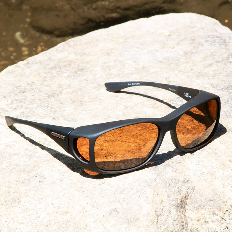 Angle view of Cocoons Style Line MX showing Soft Touch finish and peripheral wrap lens